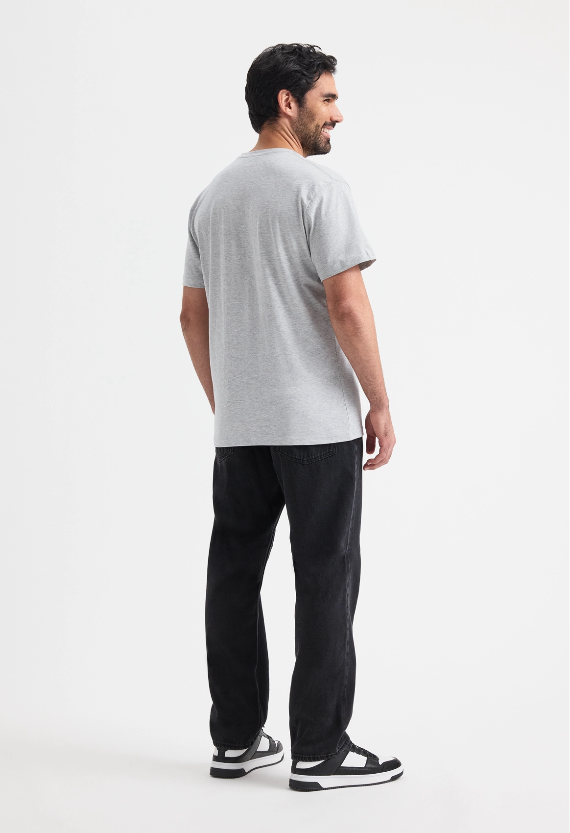 Classic V Neck T-shirt