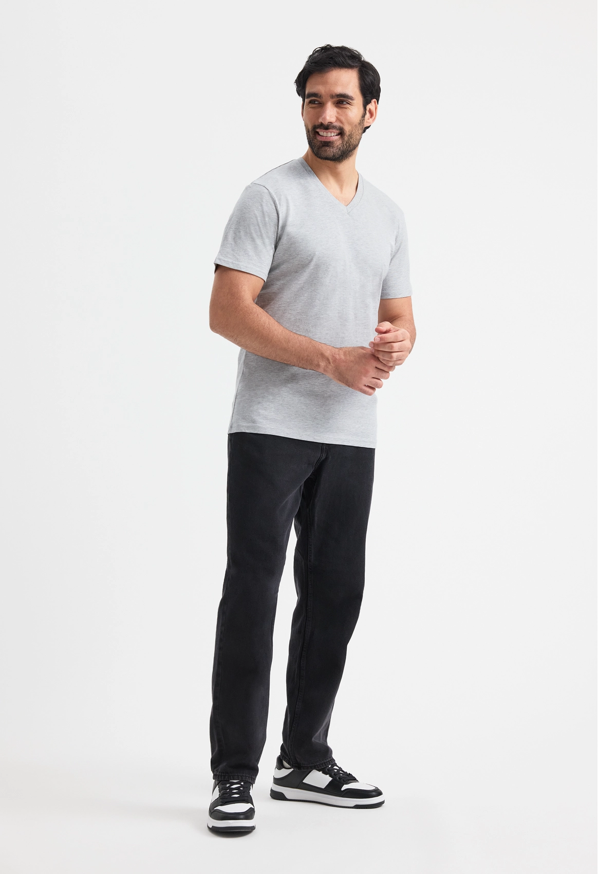 Classic V Neck T-shirt